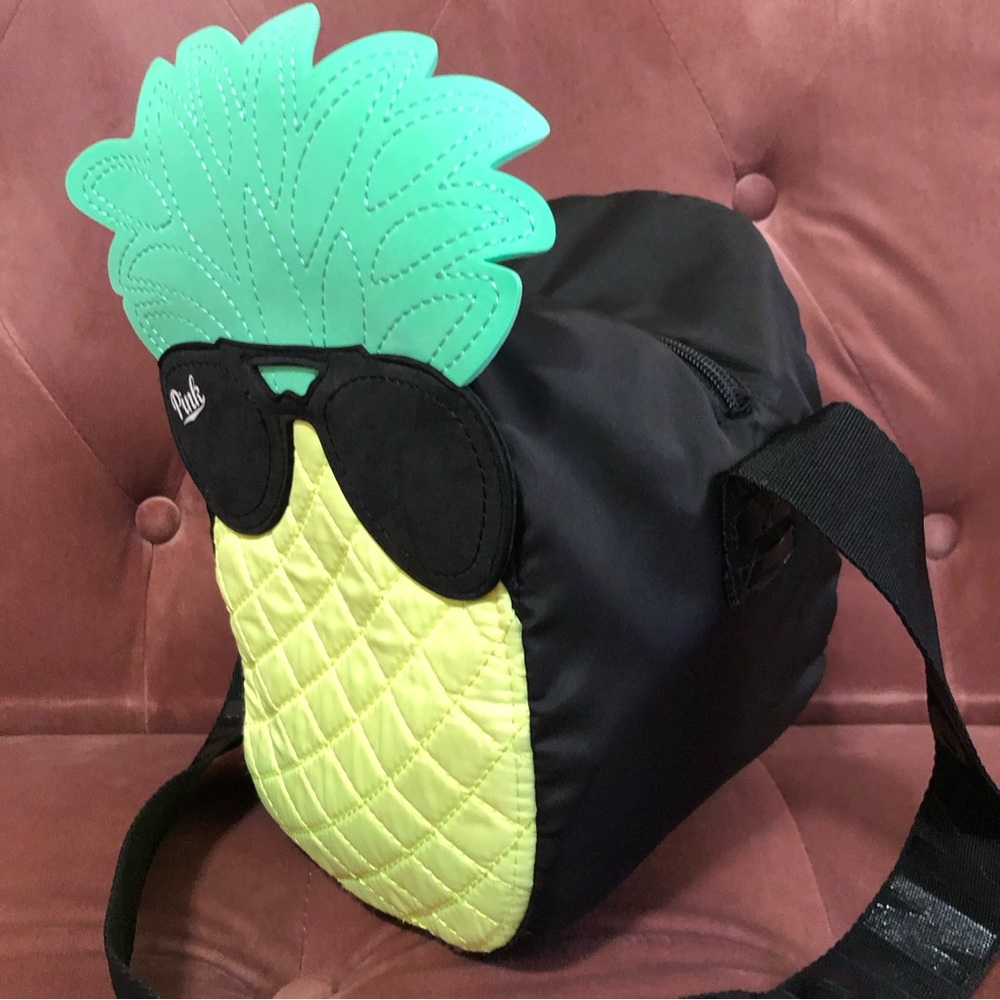 PINK Victoria’s Secret Pineapple Cooler Insulated Bag - Picture 4 of 7